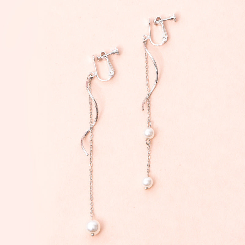 Pearl ear-rings