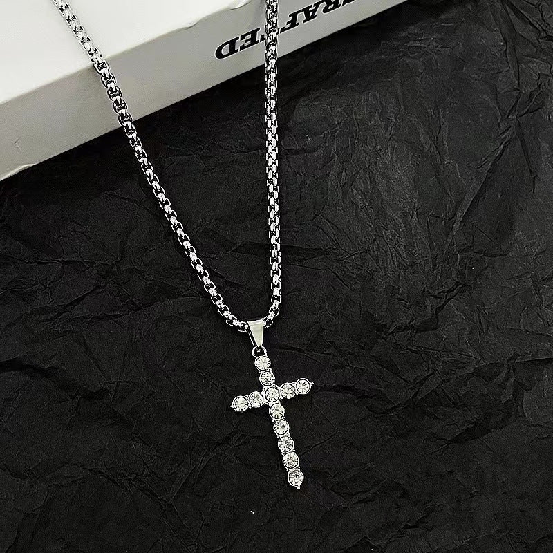 Noir Cross