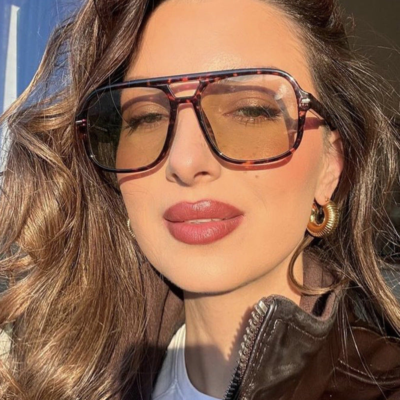 ChicEase Frames